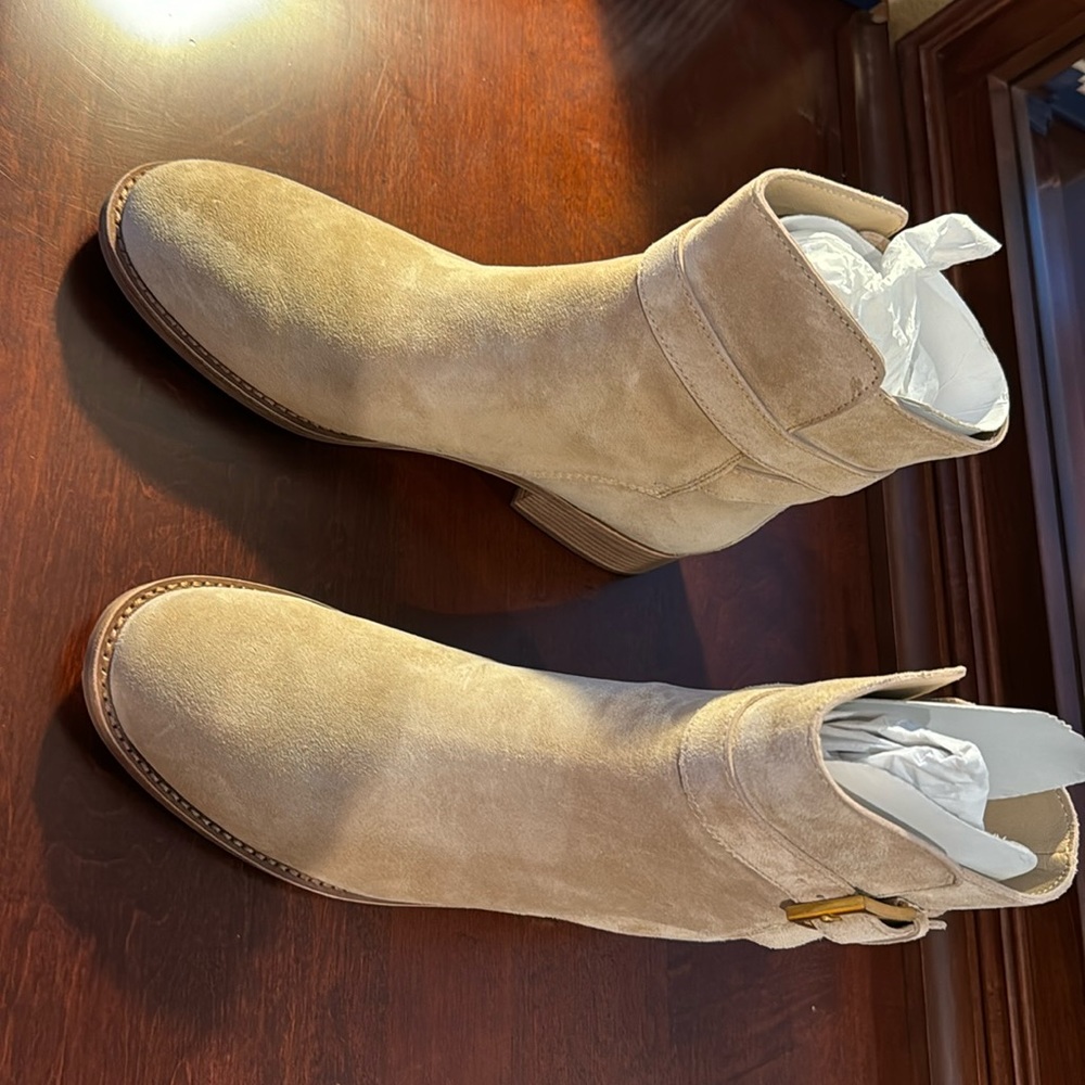 Tory Burch beige booties size 8.5.  Never worn